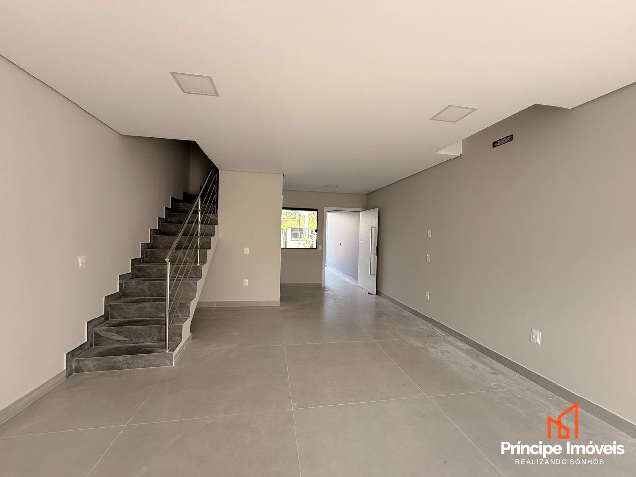 Geminado à venda em Joinville, Glória, 3 quartos: 