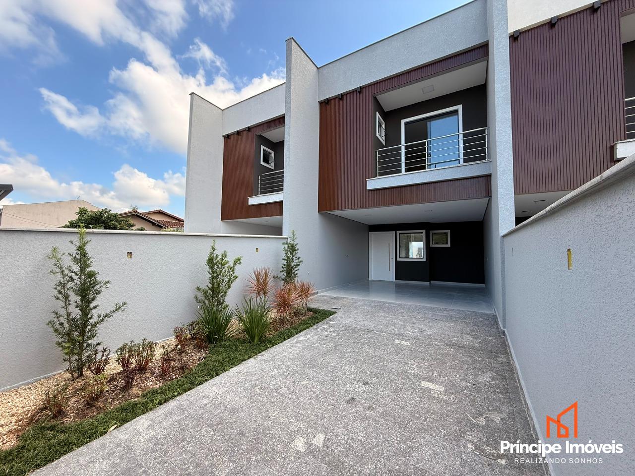 Geminado à venda em Joinville, Glória, 3 quartos: 