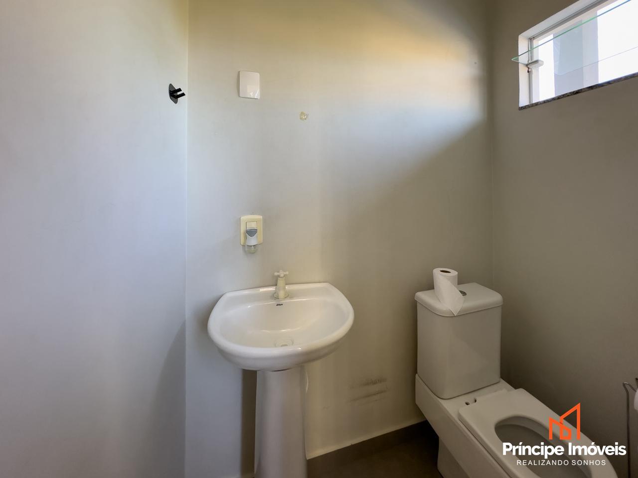 Casa à venda em Joinville, Atiradores, 3 quartos: 