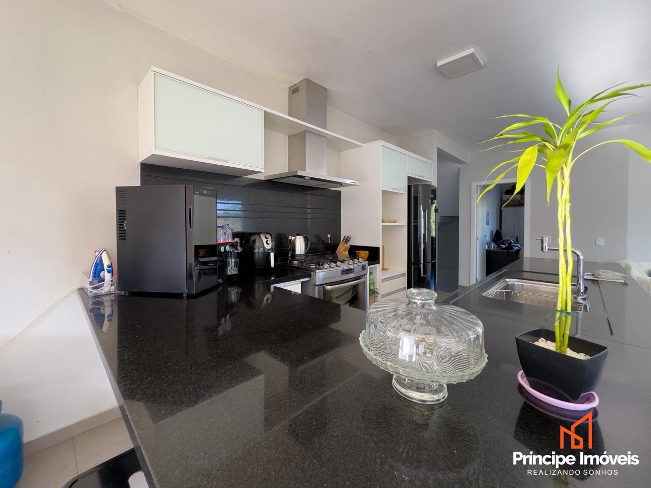 Casa à venda em Joinville, Atiradores, 3 quartos: 