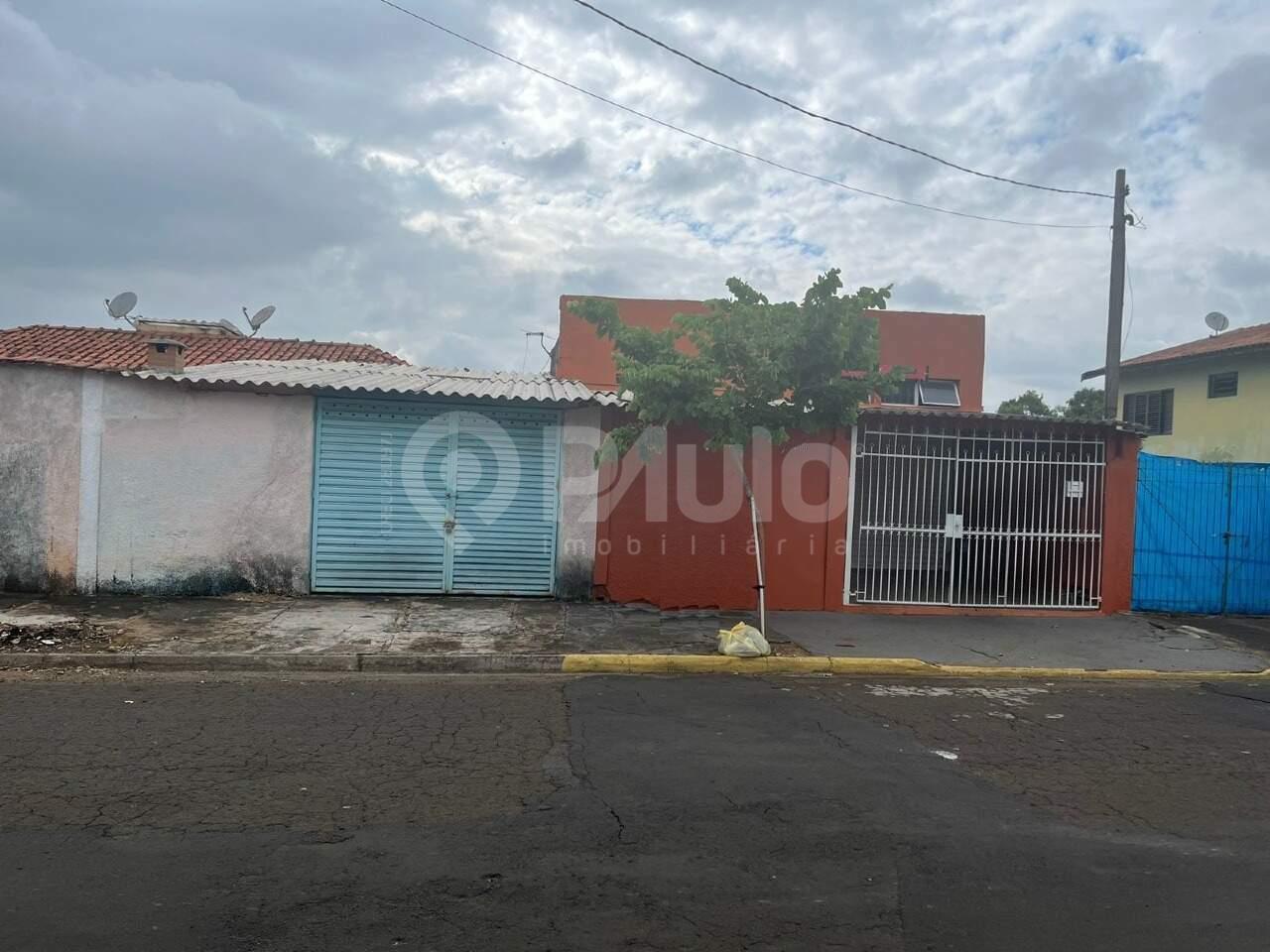 Barracão / Galpão à venda no Santa Terezinha : 