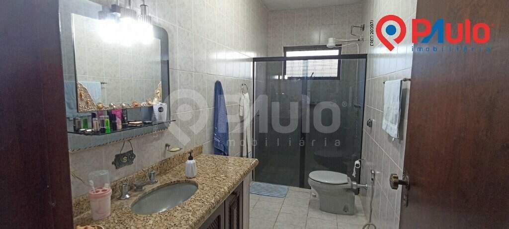 Chácara / Sítios / Fazenda à venda no Jupiá: BANHEIRO SOCIAL