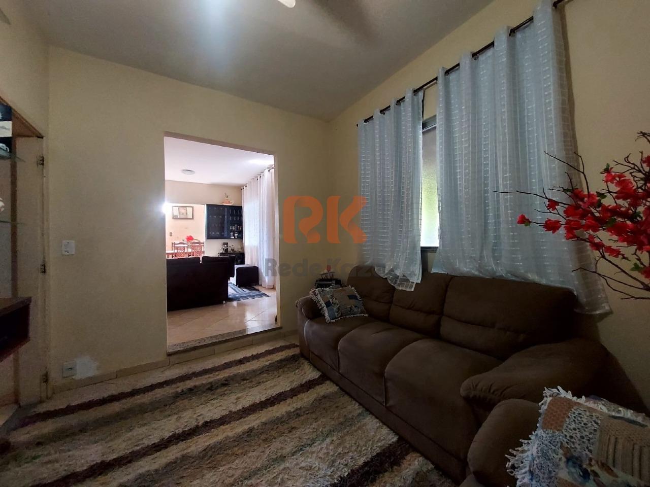 Casa à venda no Santa Terezinha: 