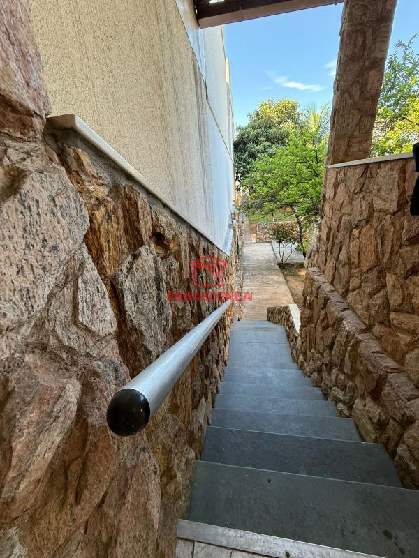 Casa para aluguel no Quintino Bocaiuva: 