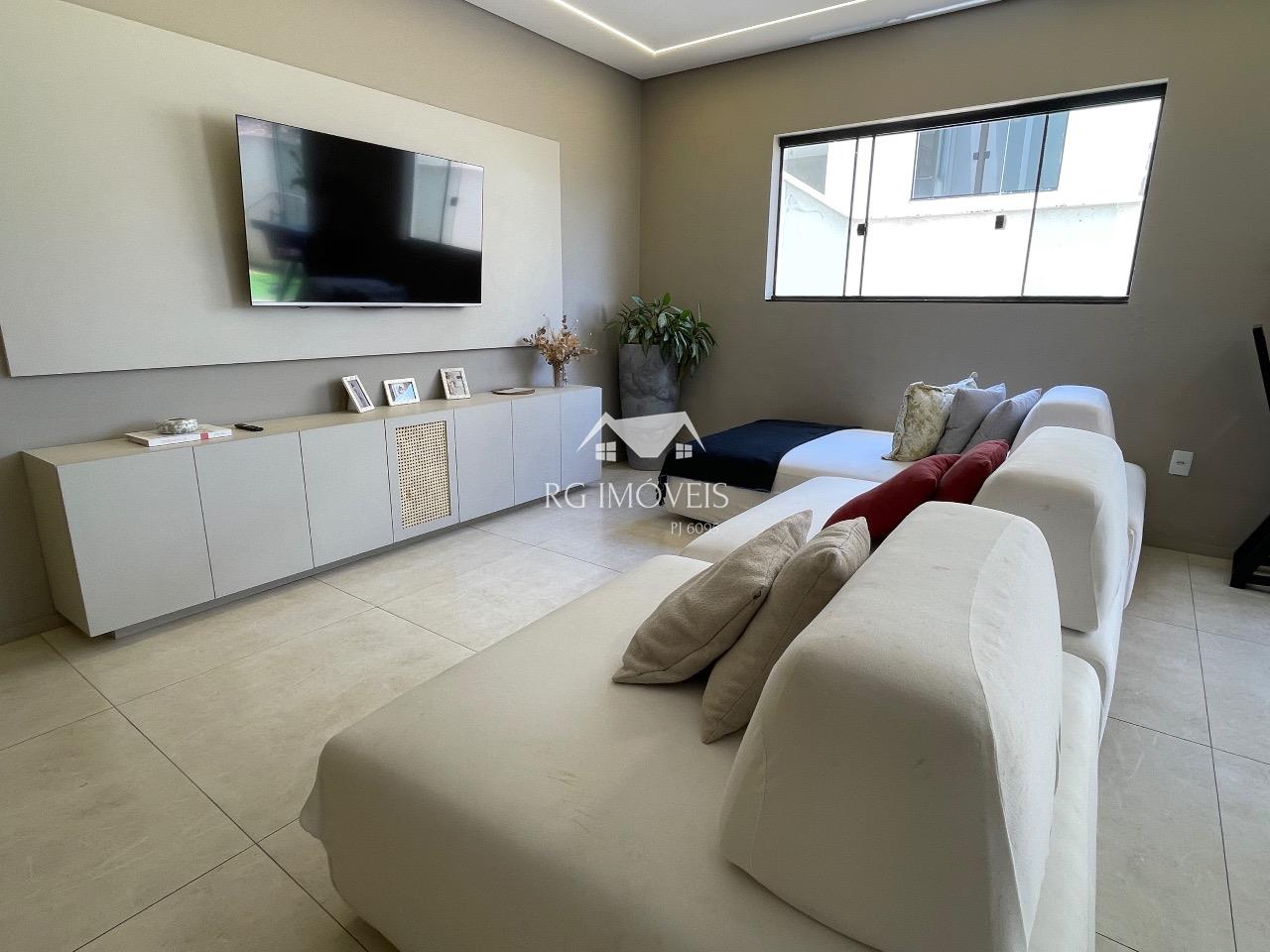 Casa, 3 quartos, 196 m² - Foto 3