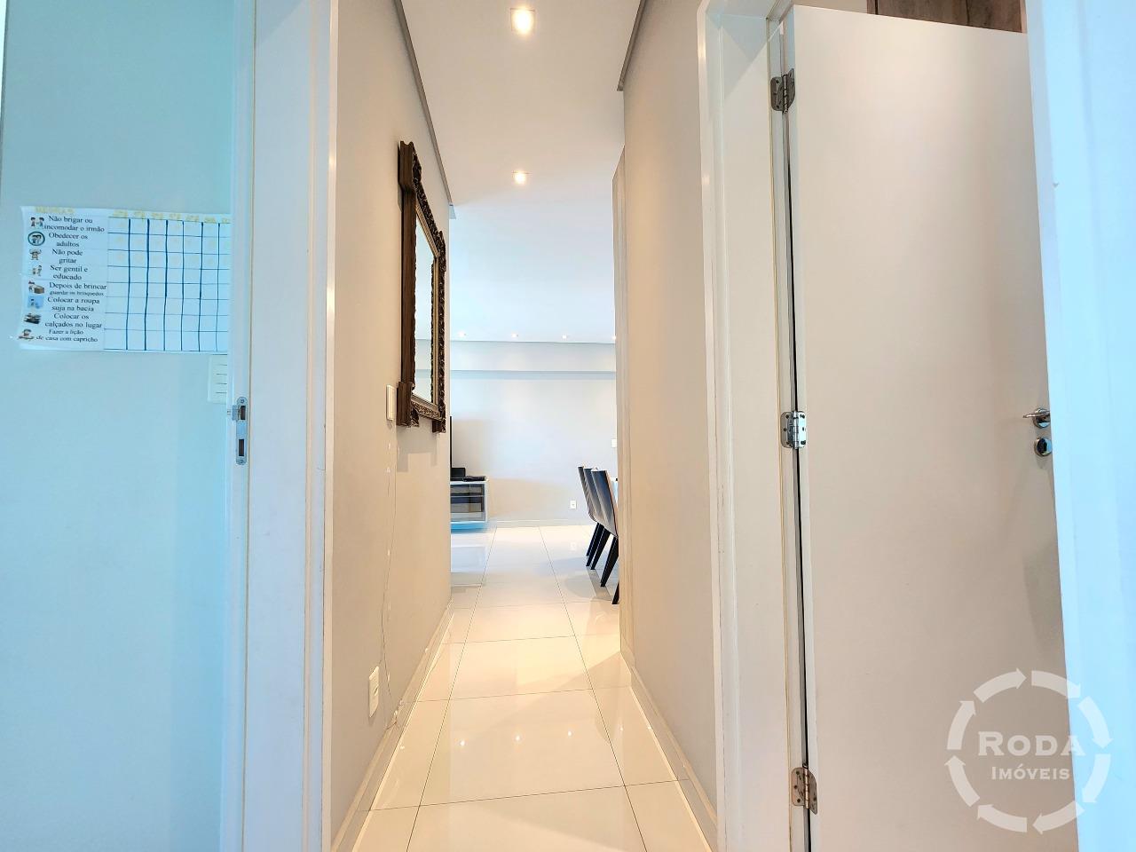 Apartamento à venda no Ponta da Praia: 