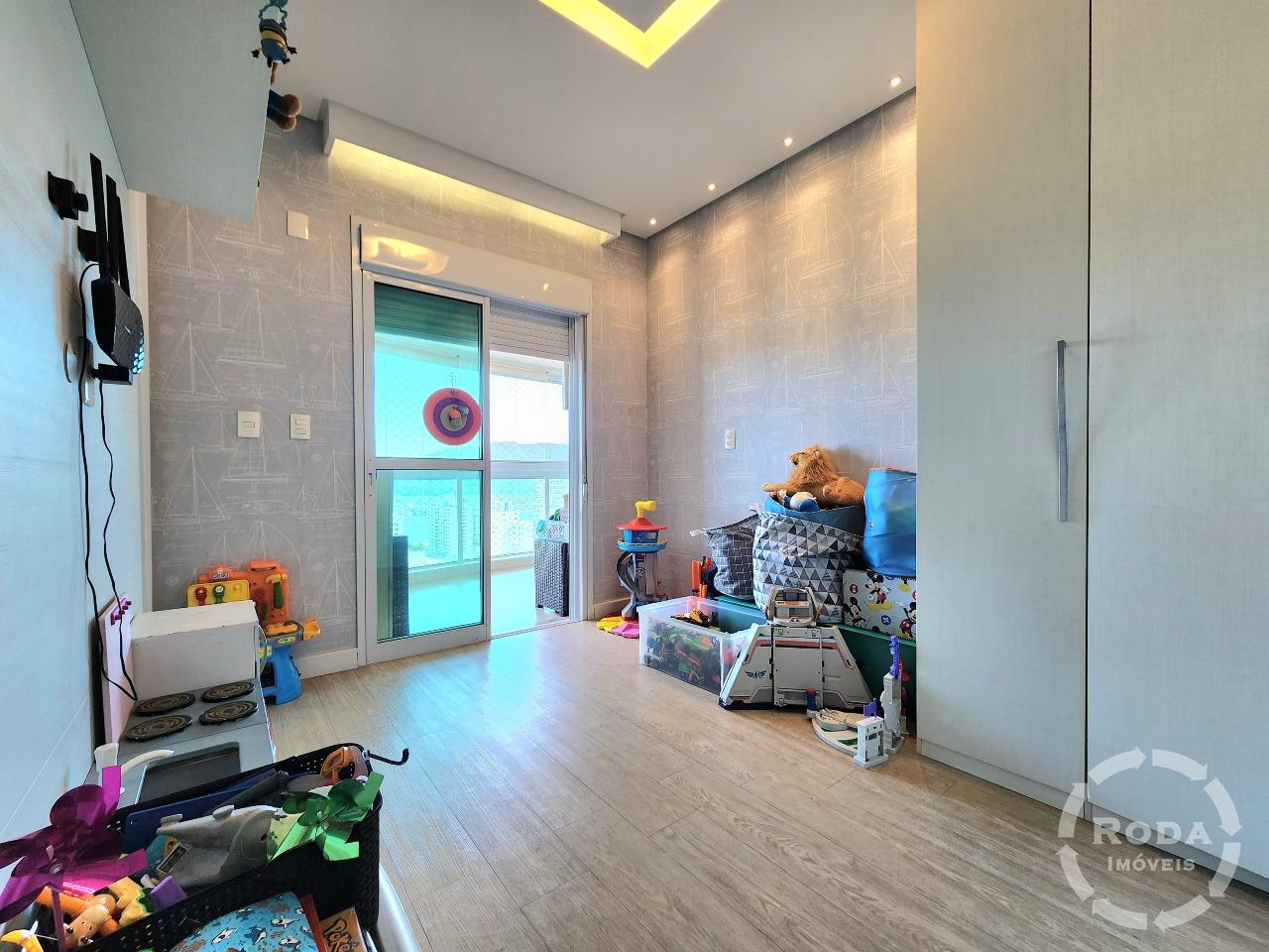 Apartamento à venda no Ponta da Praia: 