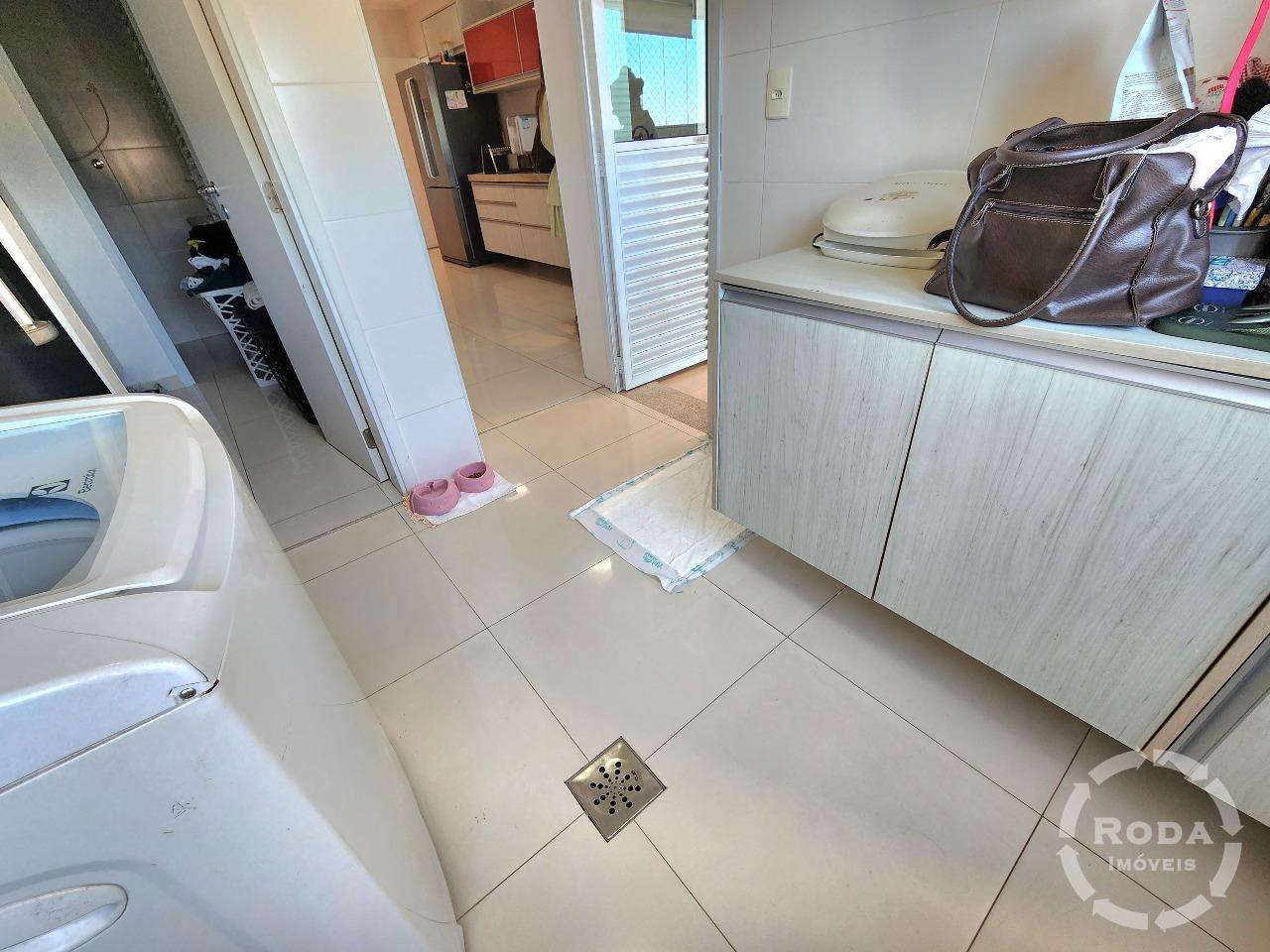 Apartamento à venda no Ponta da Praia: 