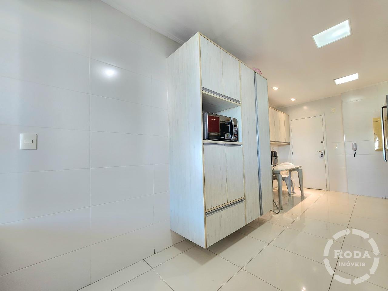 Apartamento à venda no Ponta da Praia: 