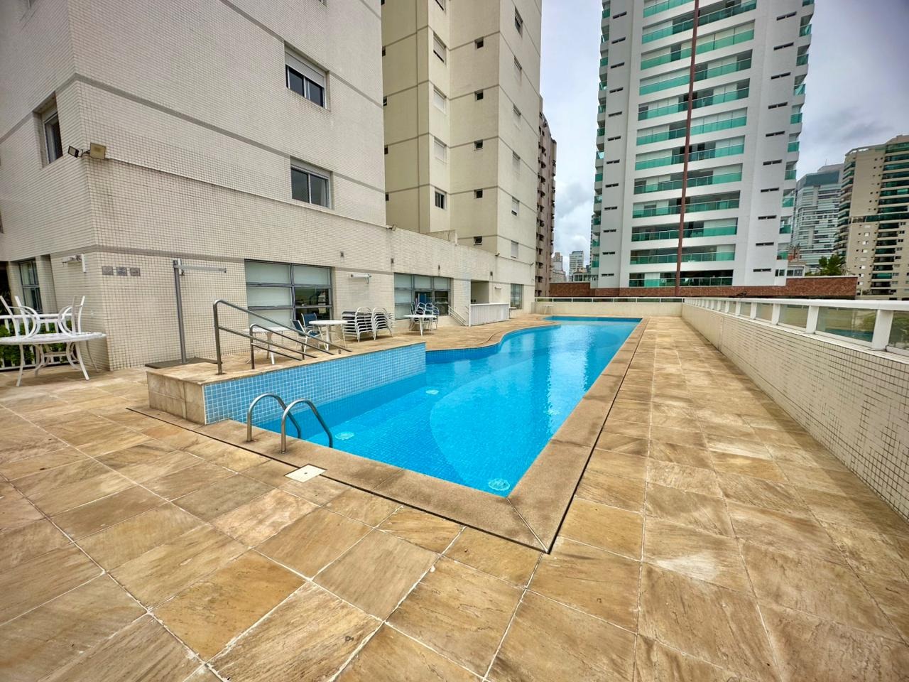 Apartamento à venda no Embaré: 