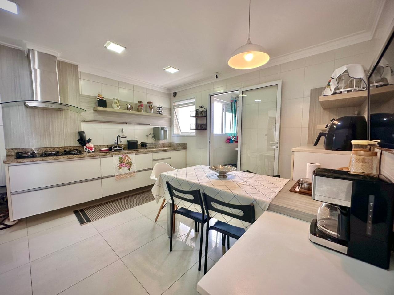 Apartamento à venda no Embaré: 