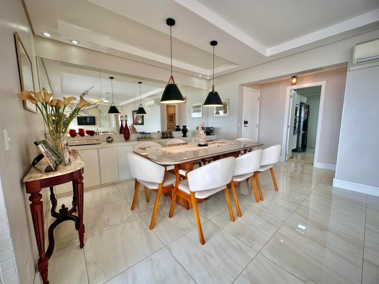 Apartamento à venda no Embaré: 