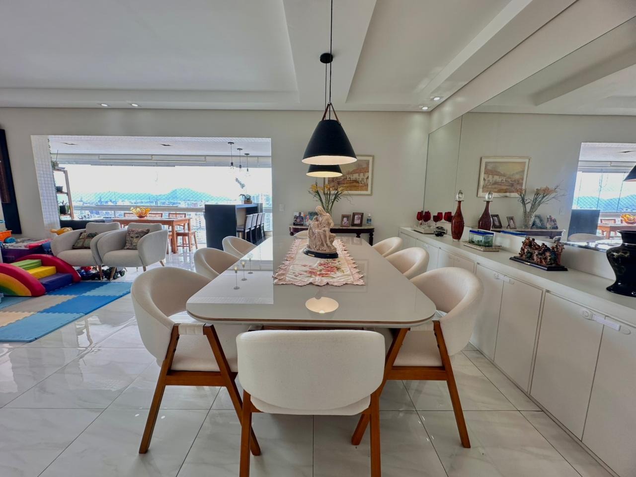 Apartamento à venda no Embaré: 