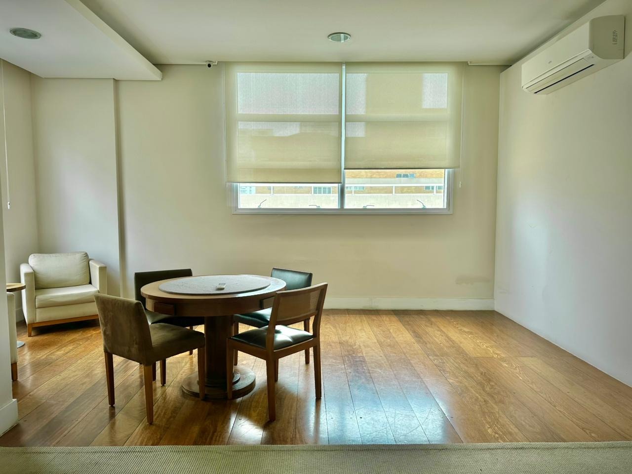 Apartamento à venda no Embaré: 