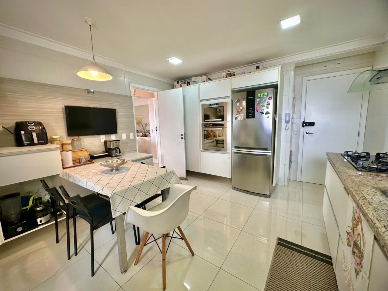 Apartamento à venda no Embaré: 