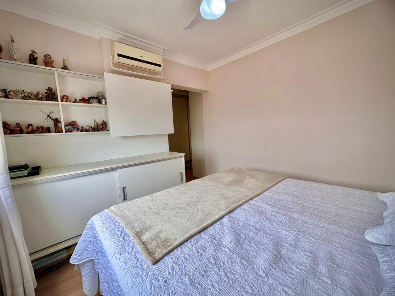 Apartamento à venda no Embaré: 