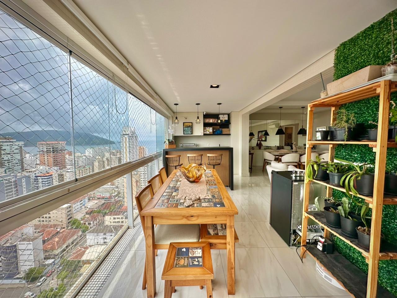 Apartamento à venda no Embaré: 