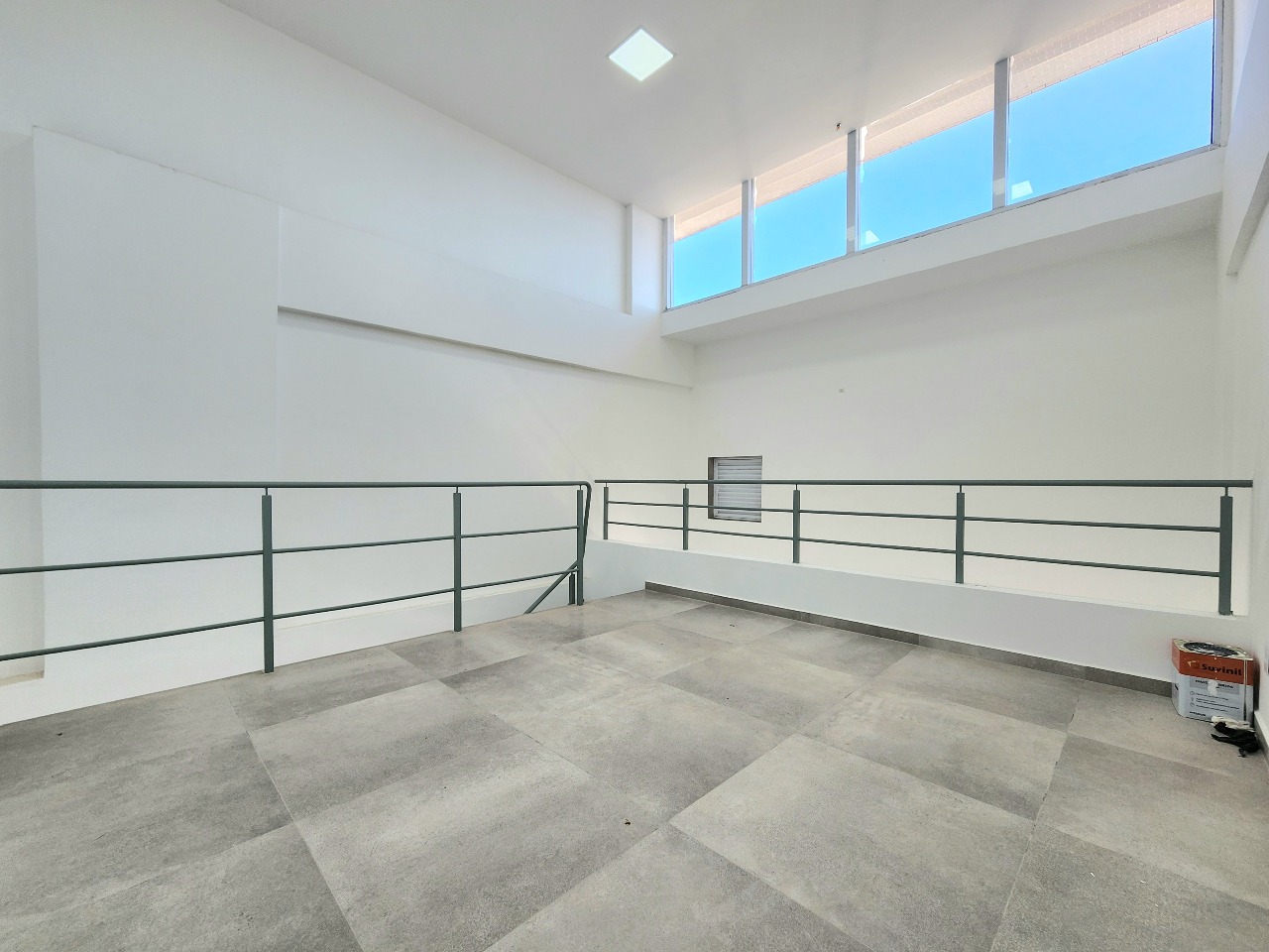 Sala para aluguel no Encruzilhada: 