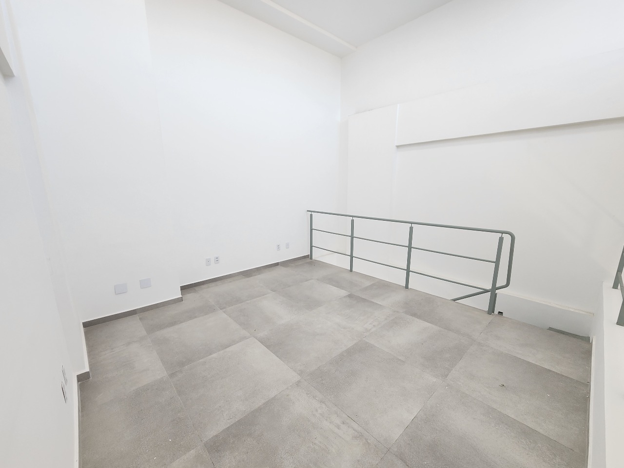 Sala para aluguel no Encruzilhada: 