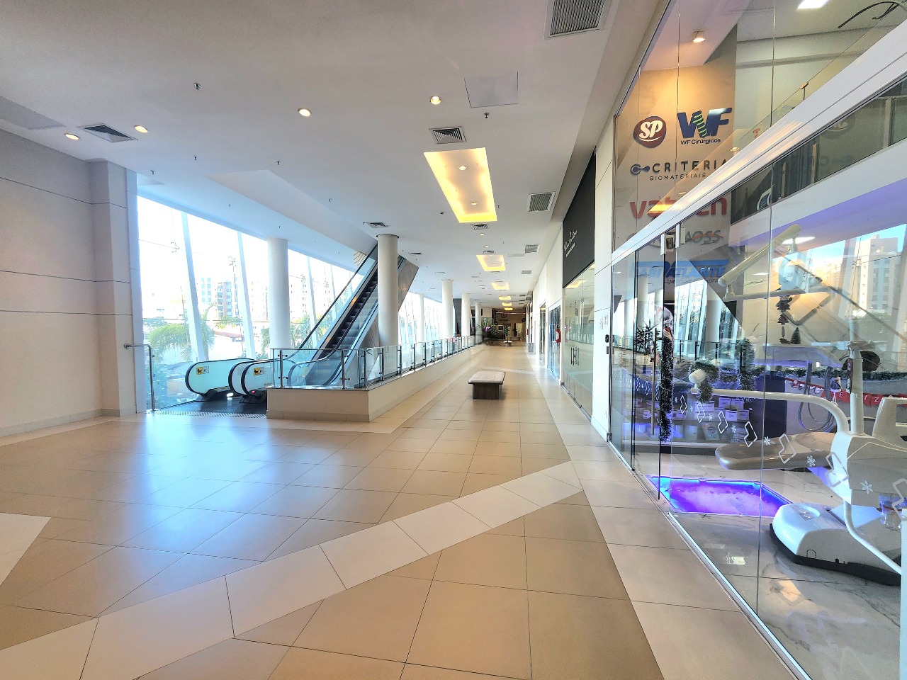 Sala para aluguel no Encruzilhada: 