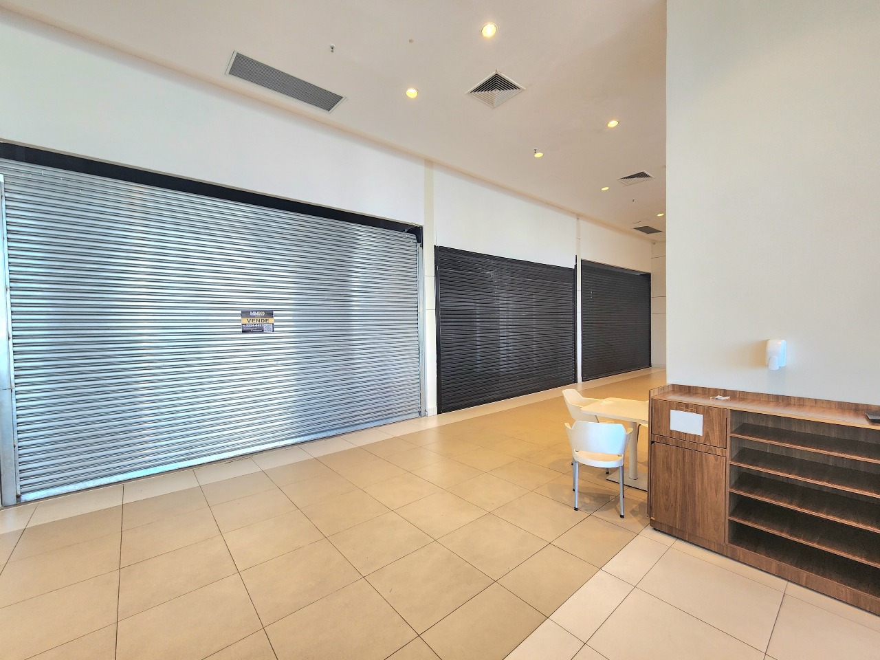 Loja para aluguel no Encruzilhada: 