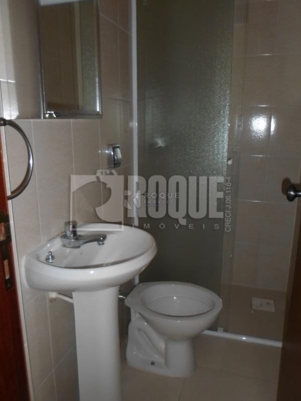 Casa em condomínio para aluguel no bairro Parque Egisto Ragazzo: WC Social