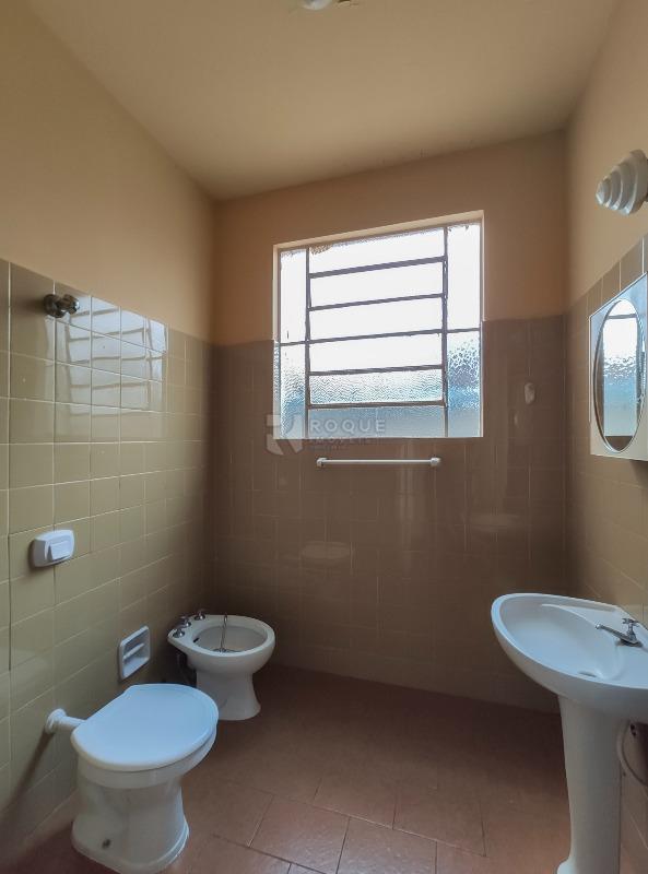 Casa Residencial para aluguel no bairro Centro: WC social 