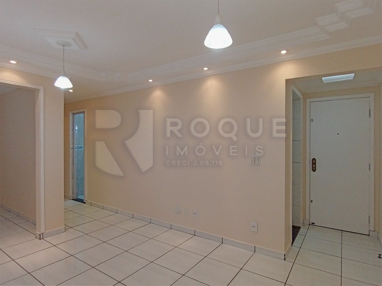 Apartamento para aluguel no bairro Itaipu: Sala