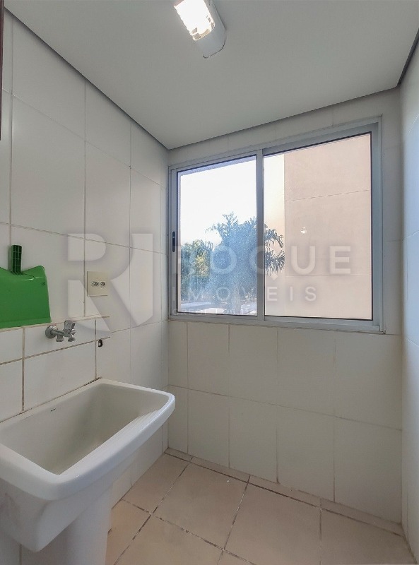 Apartamento para aluguel no Chácaras Antonieta: Área de serviço