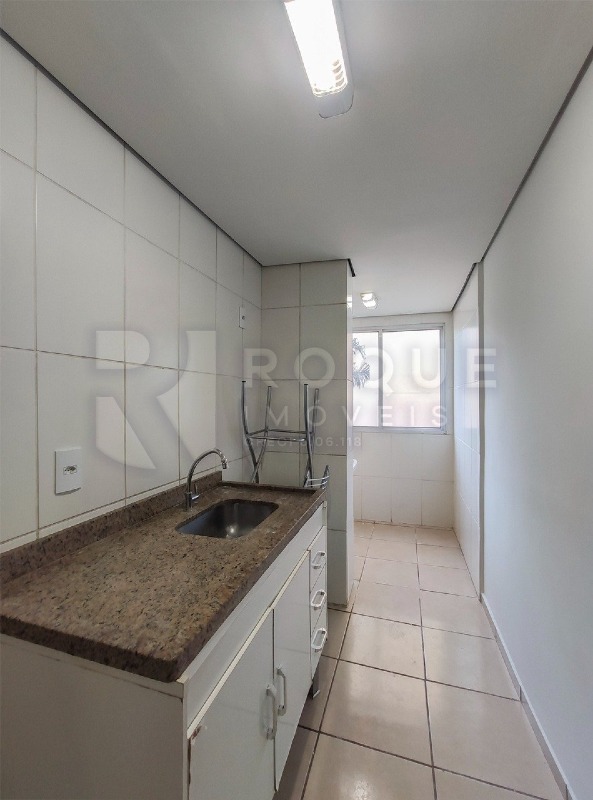 Apartamento para aluguel no Chácaras Antonieta: Cozinha