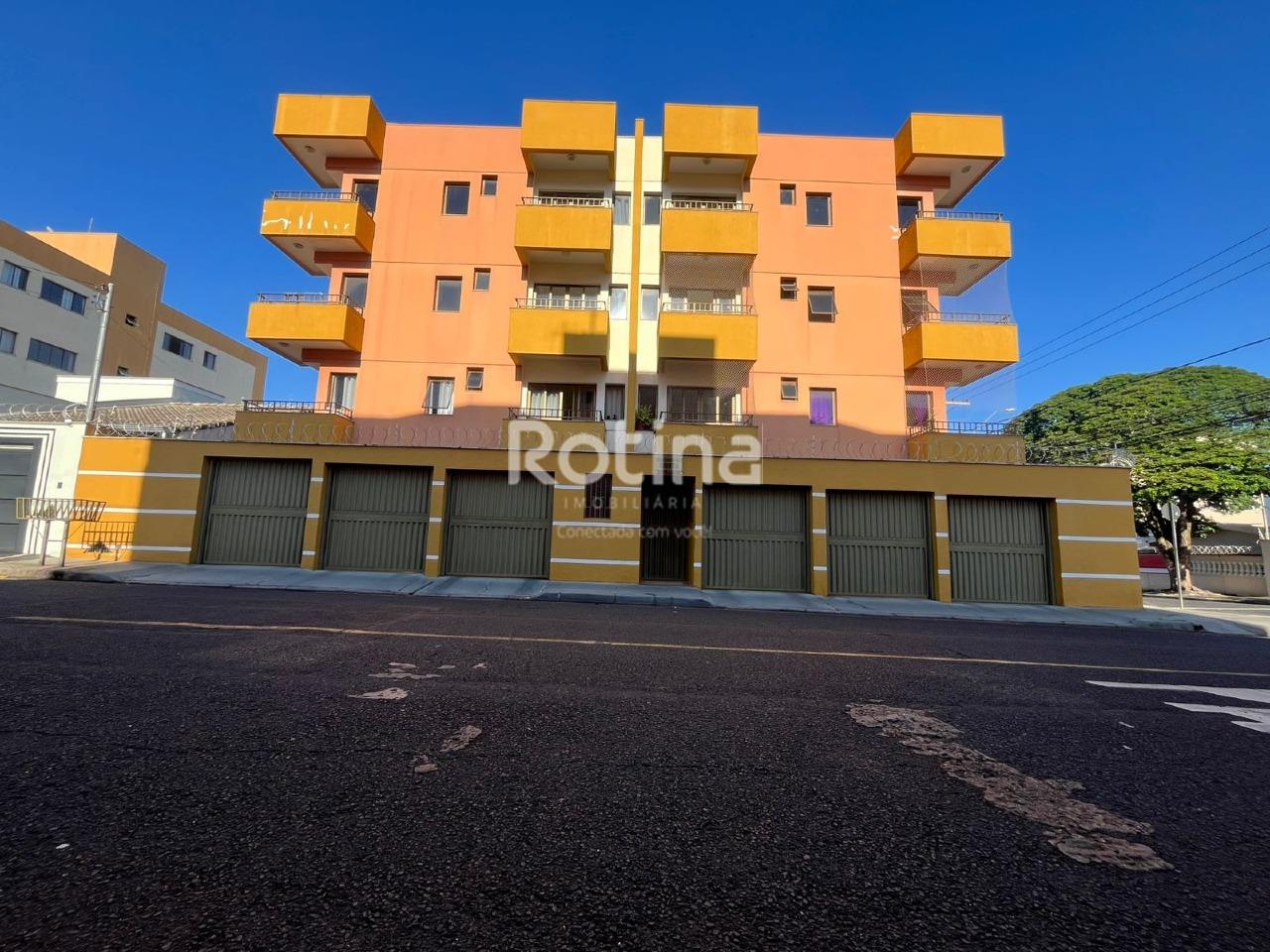 Apartamento para alugar, 3 quartos em Uberlândia no bairro Santa Mônica no valor de R$ 2.400,00 - Rotina Imobiliária: 