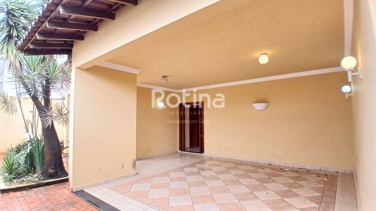 Casa para alugar, 4 quartos em Uberlândia no bairro Santa Mônica no valor de R$ 4.500,00 - Rotina Imobiliária: 