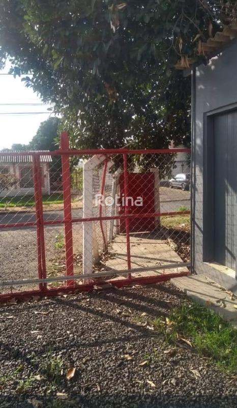 Galpão para alugar, em Uberlândia no bairro Distrito Industrial no valor de R$ 24.000,00 - Rotina Imobiliária: 