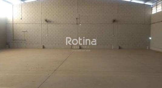 Galpão para alugar, em Uberlândia no bairro Distrito Industrial no valor de R$ 24.000,00 - Rotina Imobiliária: 