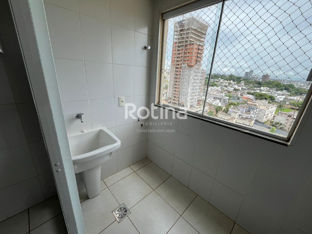 Apartamento para alugar, 3 quartos em Uberlândia no bairro Morada da Colina no valor de R$ 3.000,00 - Rotina Imobiliária: 
