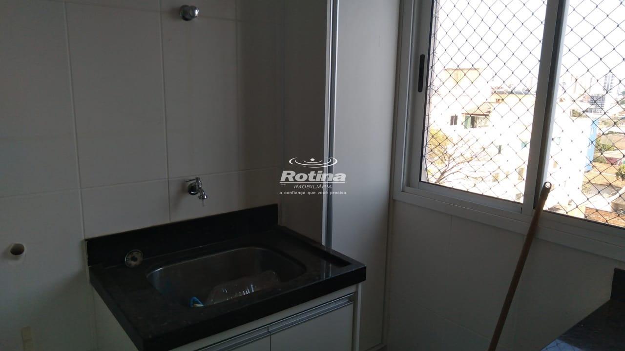 Apartamento para alugar, 3 quartos em Uberlândia no bairro Saraiva no valor de R$ 2.600,00 - Rotina Imobiliária: 