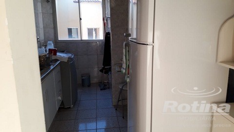Apartamento à venda, 3 quartos em Uberlândia no bairro Chacaras Tubalina e Quartel no valor de R$ 275.000,00 - Rotina Imobiliária: 0103666e.jpg