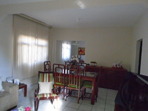 Casa à venda, 3 quartos em Uberlândia no bairro Saraiva no valor de R$ 560.000,00 - Rotina Imobiliária: 92125d.JPG