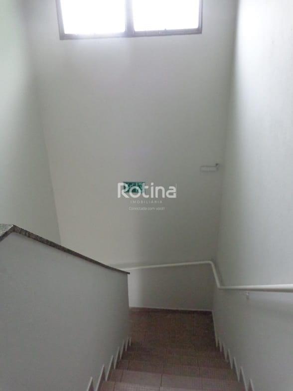 Prédio Inteiro à venda, 5 quartos em Uberlândia no bairro Daniel Fonseca no valor de R$ 1.150.000,00 - Rotina Imobiliária: 