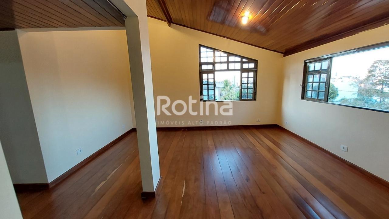 Casa à venda, 4 quartos em Uberlândia no bairro Cidade Jardim no valor de R$ 1.900.000,00 - Rotina Imobiliária: 