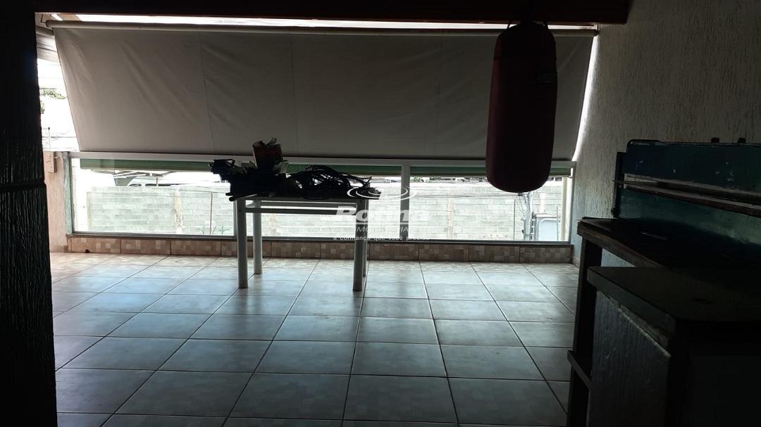 Casa à venda, 7 quartos em Uberlândia no bairro Planalto no valor de R$ 800.000,00 - Rotina Imobiliária: 