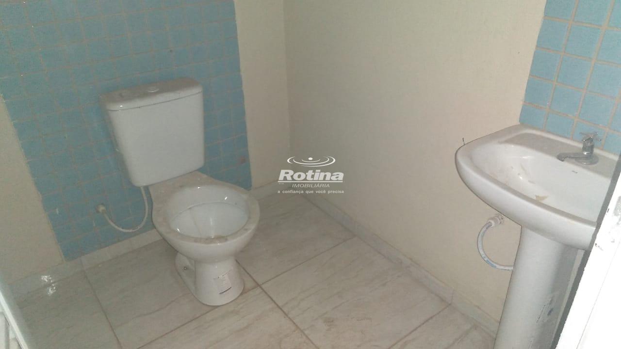 Galpão para alugar, em Uberlândia no bairro Santa Mônica no valor de R$ 6.000,00 - Rotina Imobiliária: 
