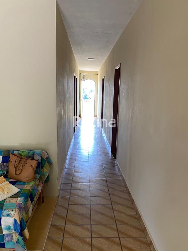 Casa à venda, 3 quartos em Uberlândia no bairro Cidade Jardim no valor de R$ 1.100.000,00 - Rotina Imobiliária: 