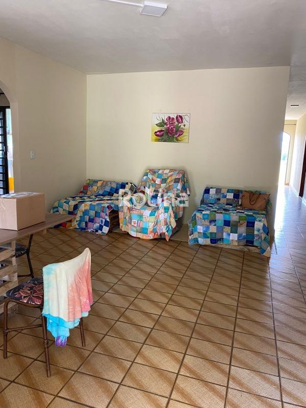 Casa à venda, 3 quartos em Uberlândia no bairro Cidade Jardim no valor de R$ 1.100.000,00 - Rotina Imobiliária: 