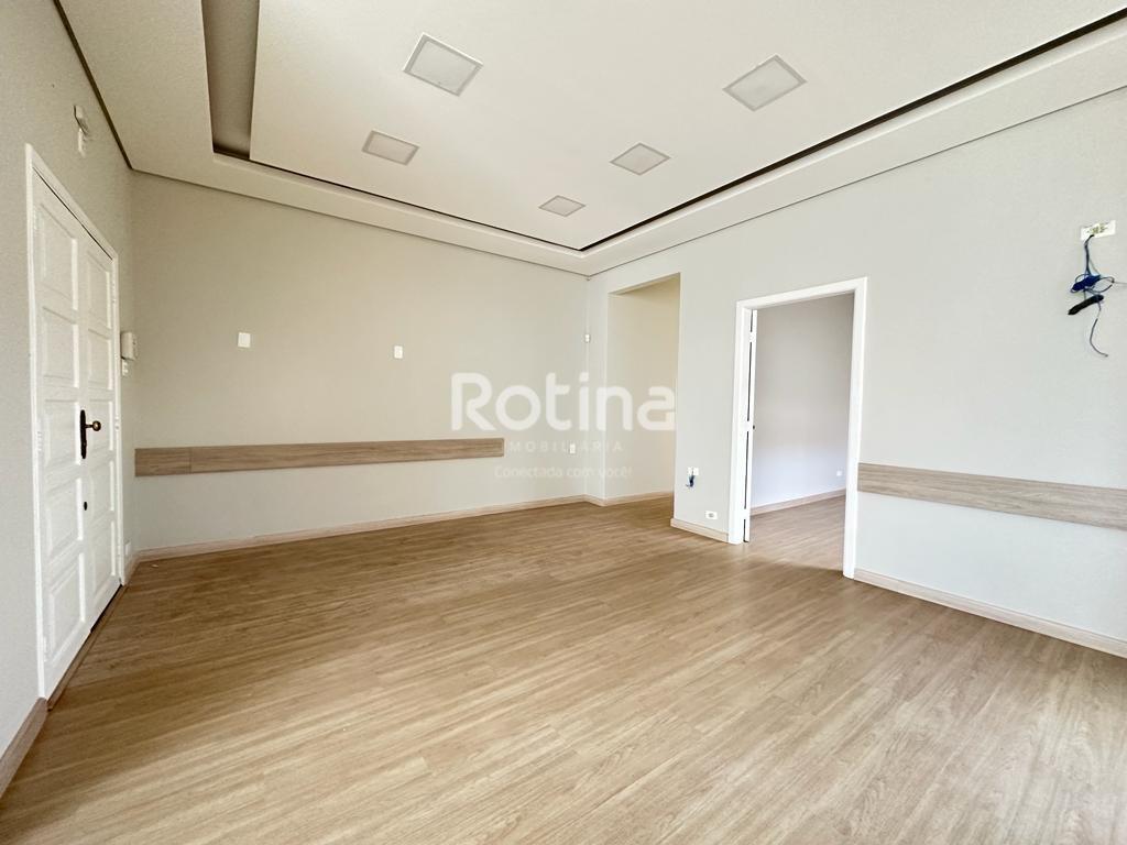 Casa Comercial à venda, 8 quartos em Uberlândia no bairro Centro no valor de R$ 2.000.000,00 - Rotina Imobiliária: 