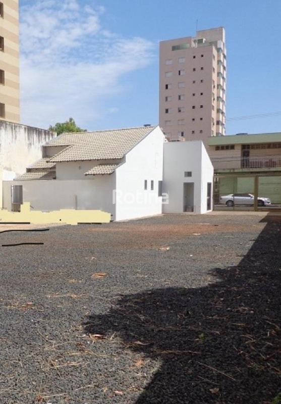 Área à venda, em Uberlândia no bairro Martins no valor de R$ 2.100.000,00 - Rotina Imobiliária: 