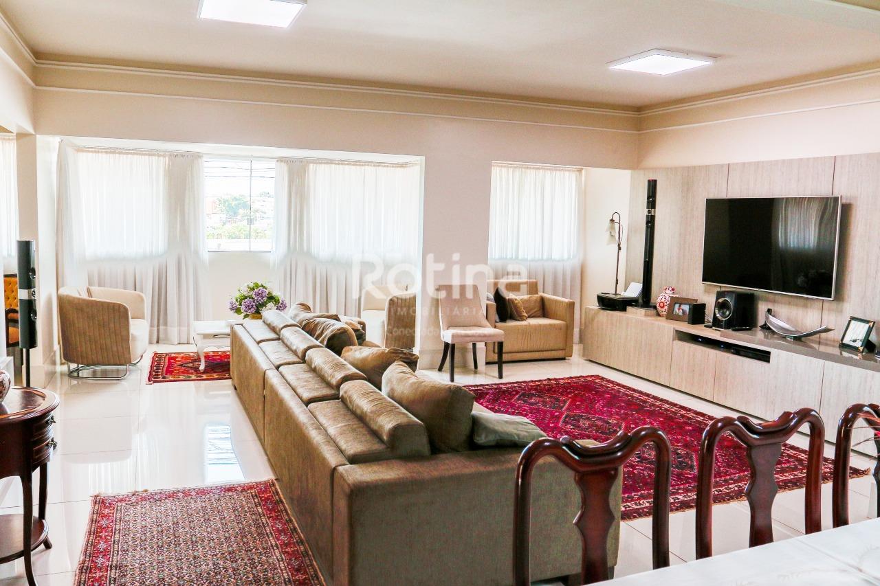 Casa à venda, 4 quartos em Uberlândia no bairro Tibery no valor de R$ 2.100.000,00 - Rotina Imobiliária: 