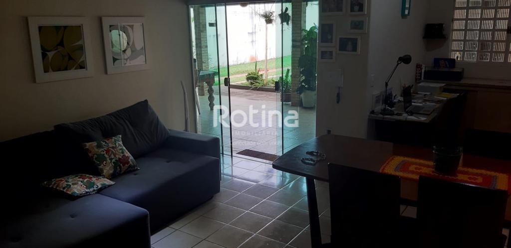 Casa à venda, 3 quartos em Uberlândia no bairro Jardim Brasília no valor de R$ 450.000,00 - Rotina Imobiliária: 