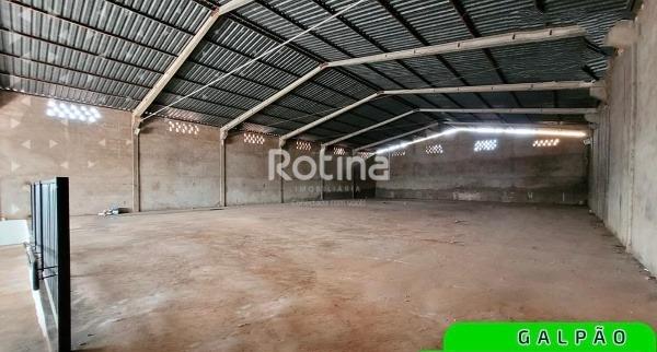 Galpão à venda, em Uberlândia no bairro Marta Helena no valor de R$ 2.400.000,00 - Rotina Imobiliária: 