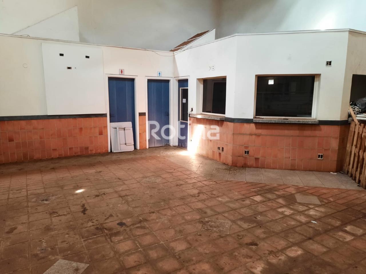 Casa Comercial à venda, em Uberlândia no bairro Centro no valor de R$ 3.800.000,00 - Rotina Imobiliária: 